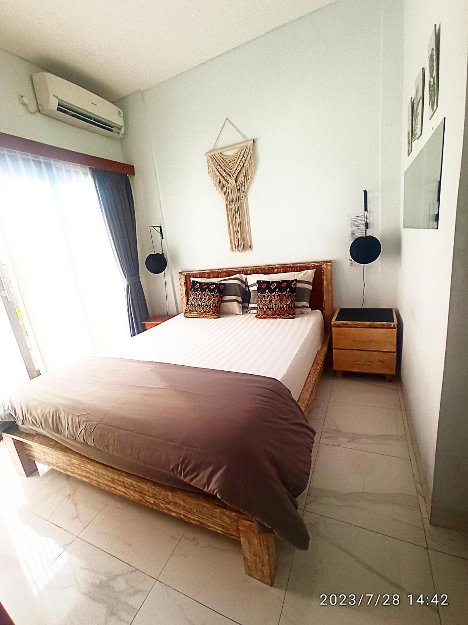 Loka Anyar Guest House Керобокан Экстерьер фото